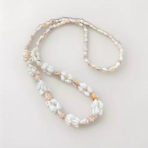 Vintage Seashell Beaded Necklace 14” L